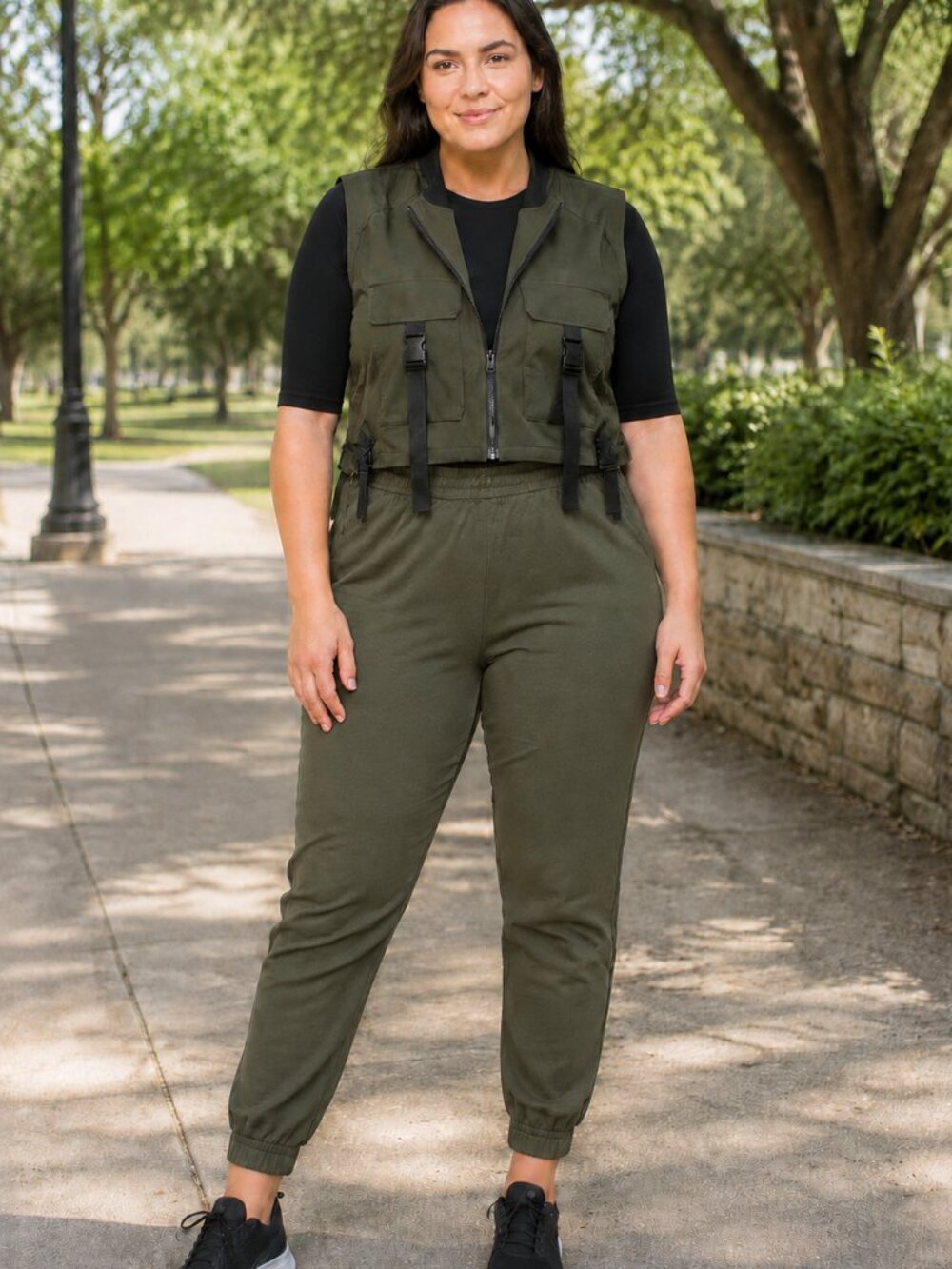 SHEIN Vest Zip-Up Many Pockets Olive Green w/Black Straps NWT L
